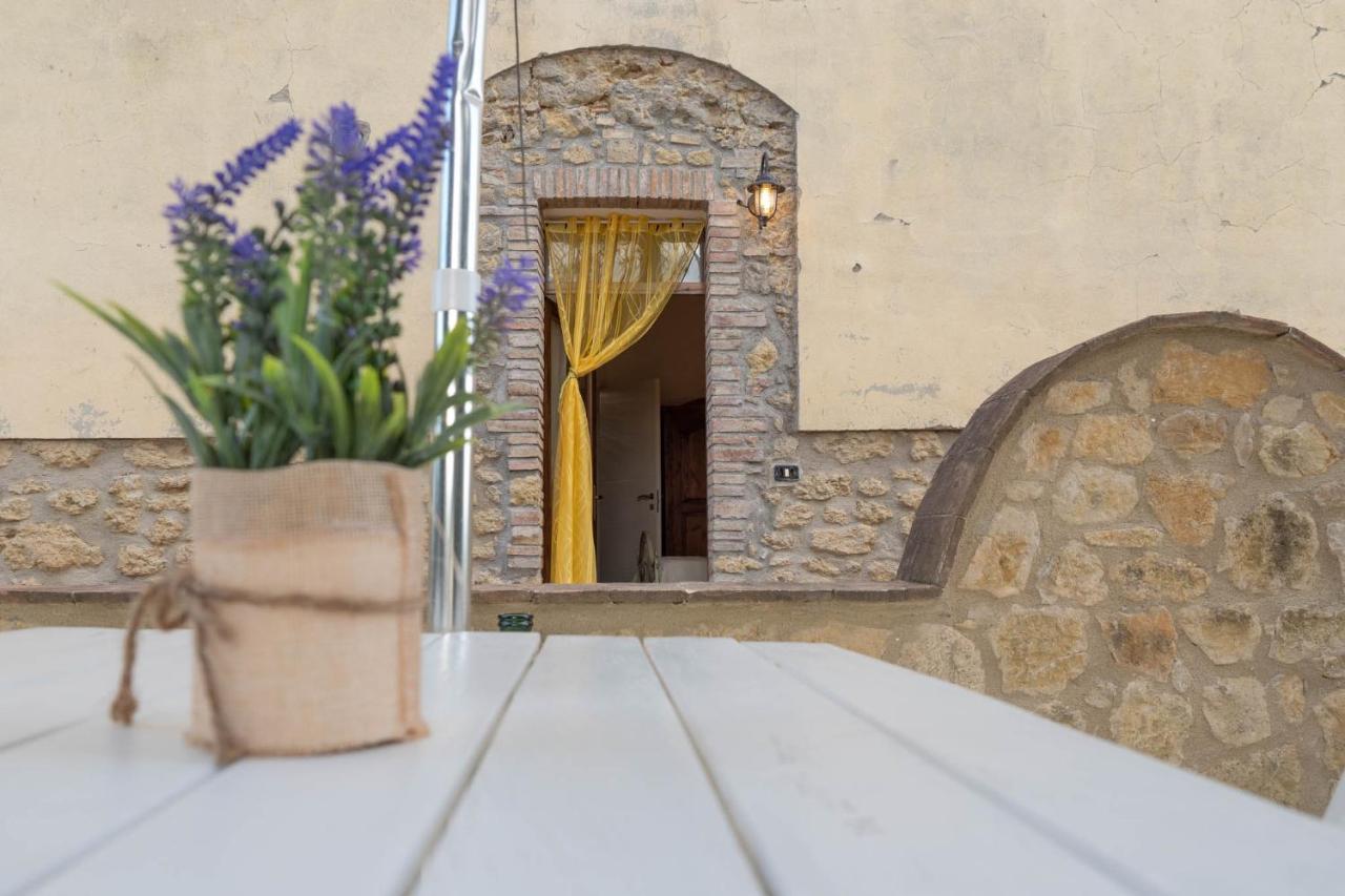 Podere Mona Pomarance Buitenkant foto