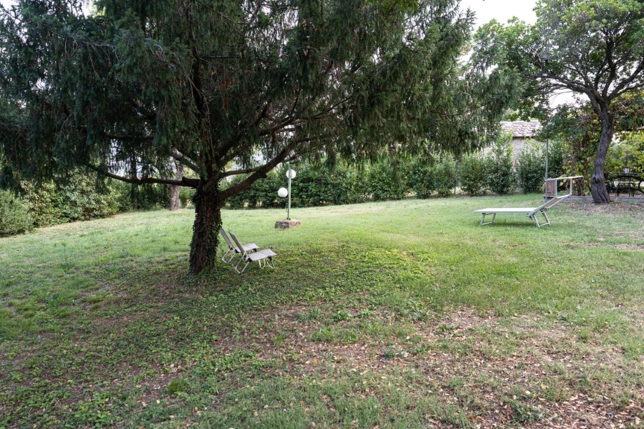 Podere Mona Pomarance Buitenkant foto