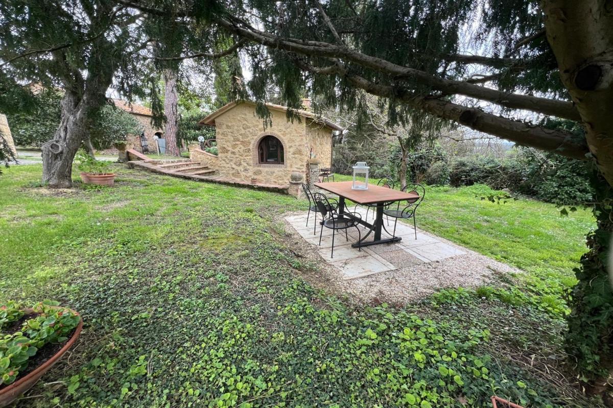 Podere Mona Pomarance Buitenkant foto