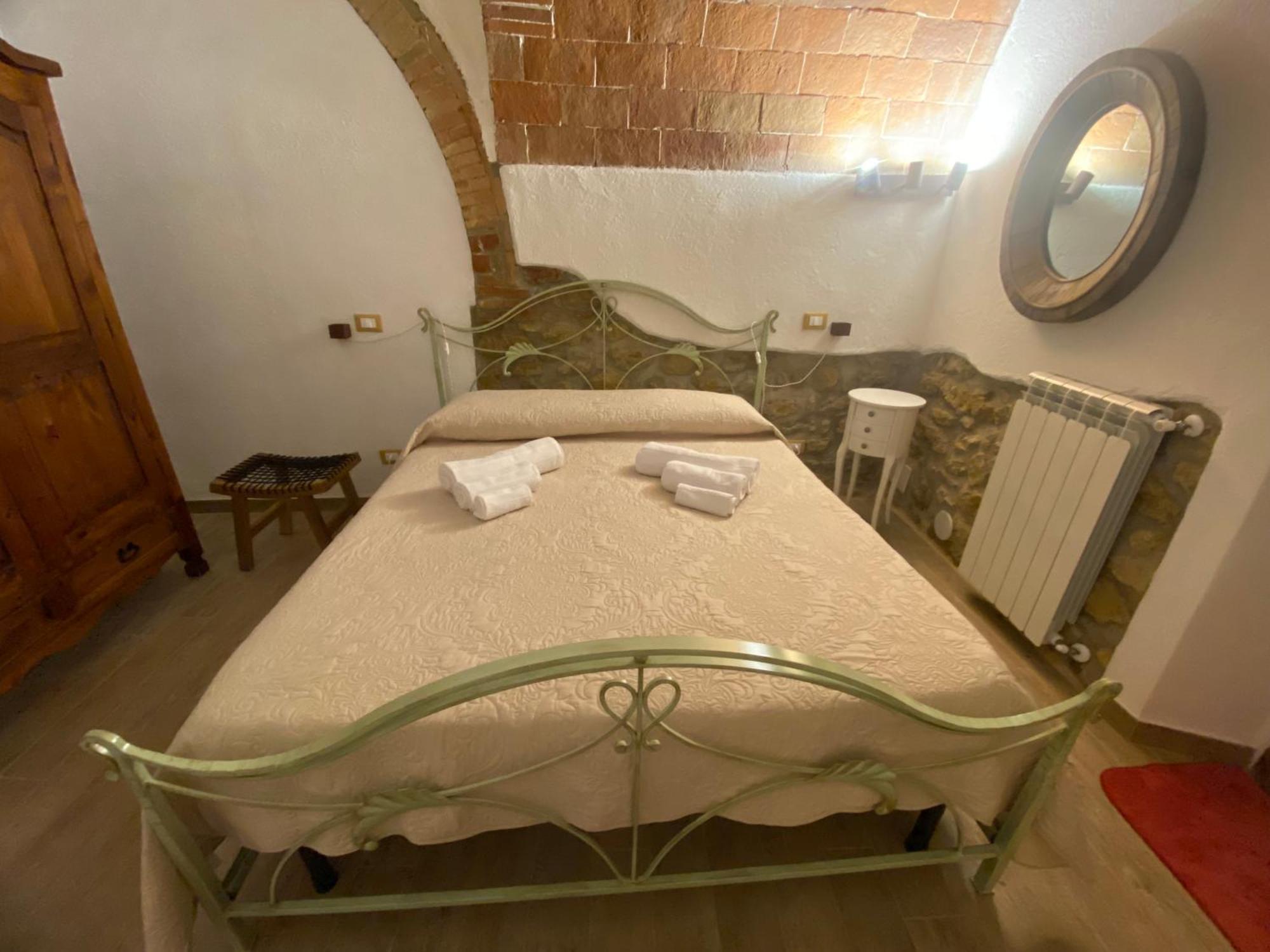 Podere Mona Pomarance Buitenkant foto