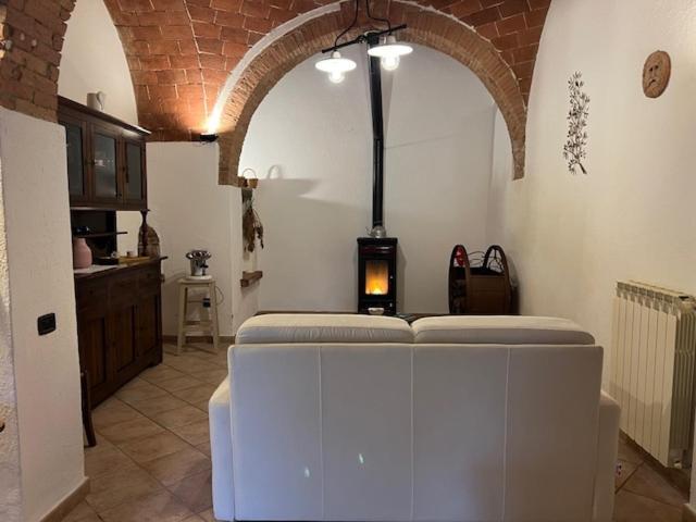 Podere Mona Pomarance Buitenkant foto